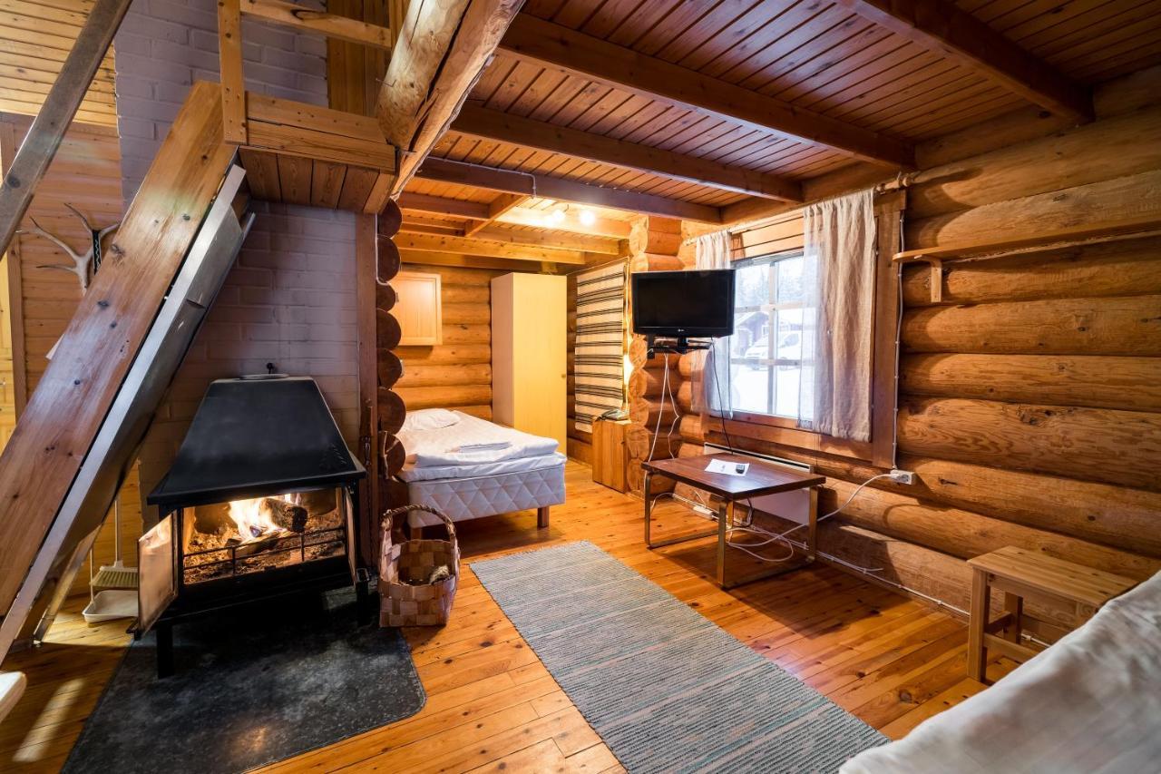 Peurasuvanto Moekit & Camping Exteriör bild