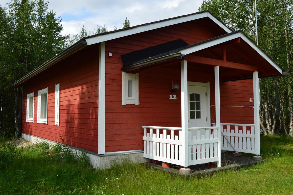 Peurasuvanto Moekit & Camping Exteriör bild
