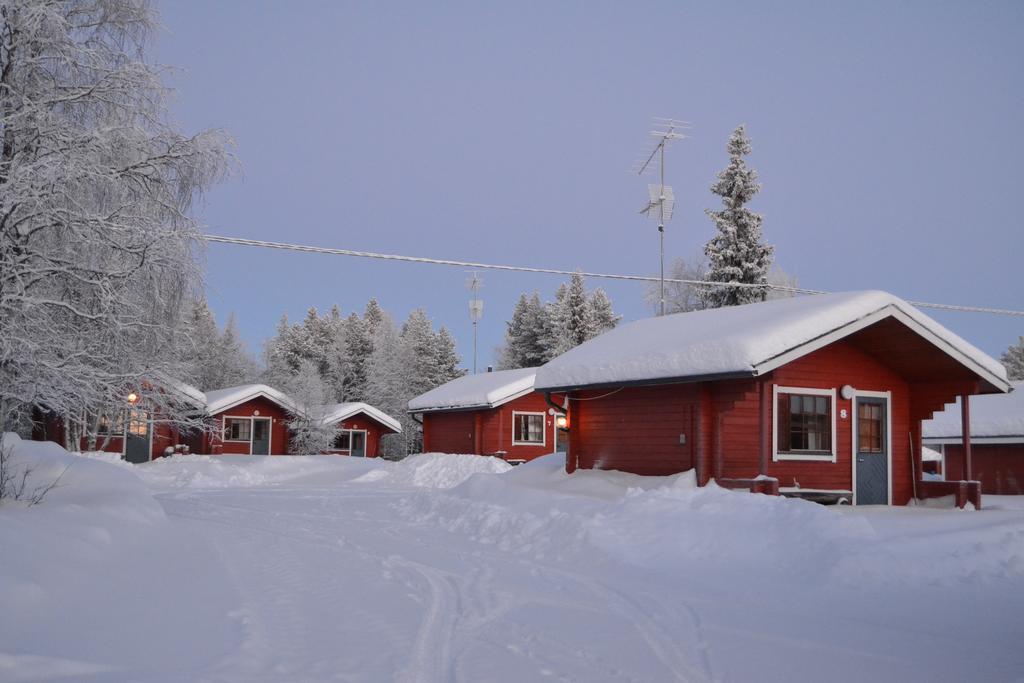 Peurasuvanto Moekit & Camping Exteriör bild